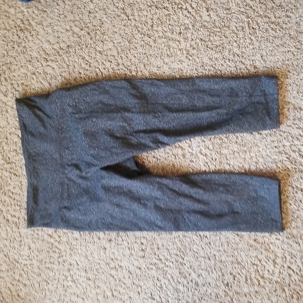 Old Navy active Capris